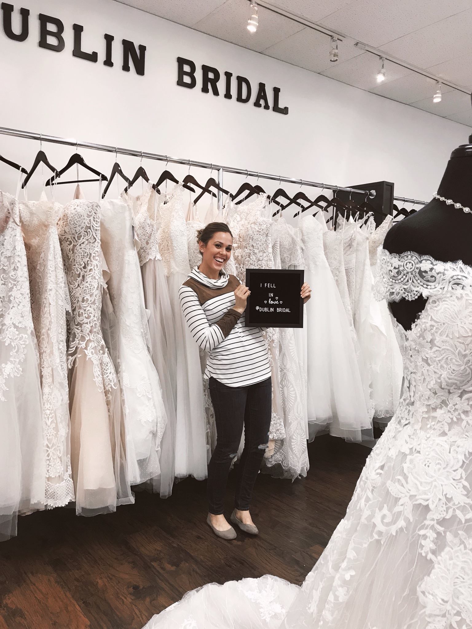 Choose the Best Wedding Dress for Your Inner Bride. Desktop Image