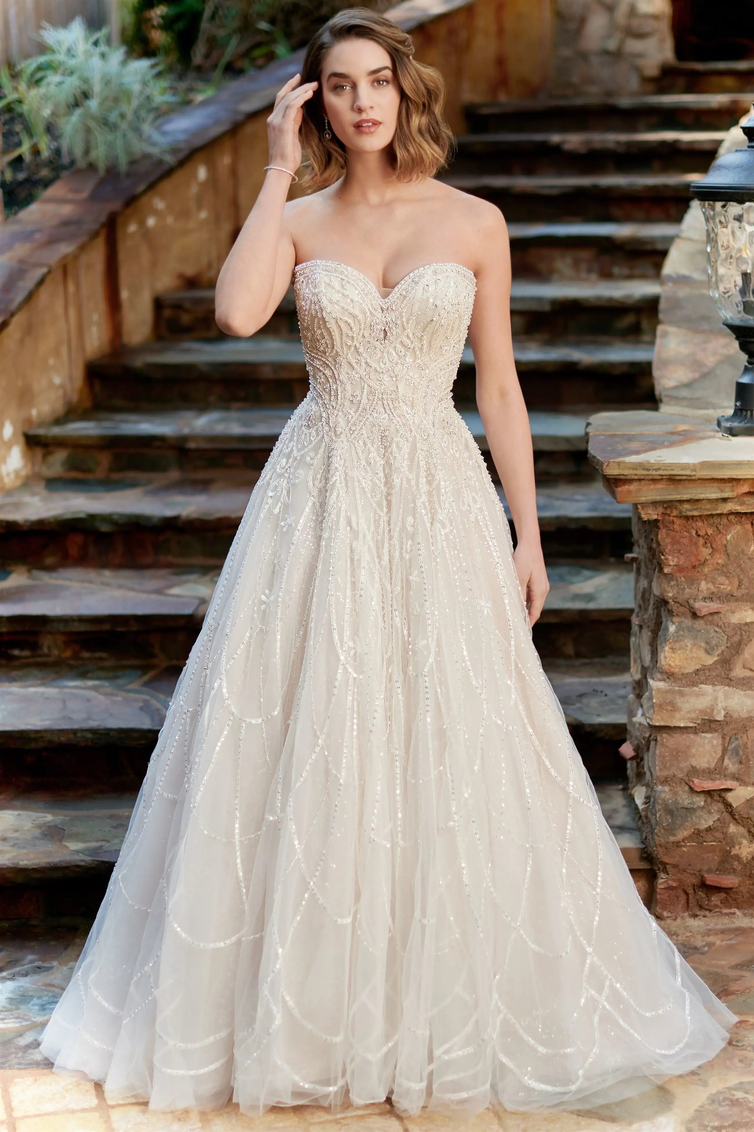Photo of the gown by Kenneth Winston