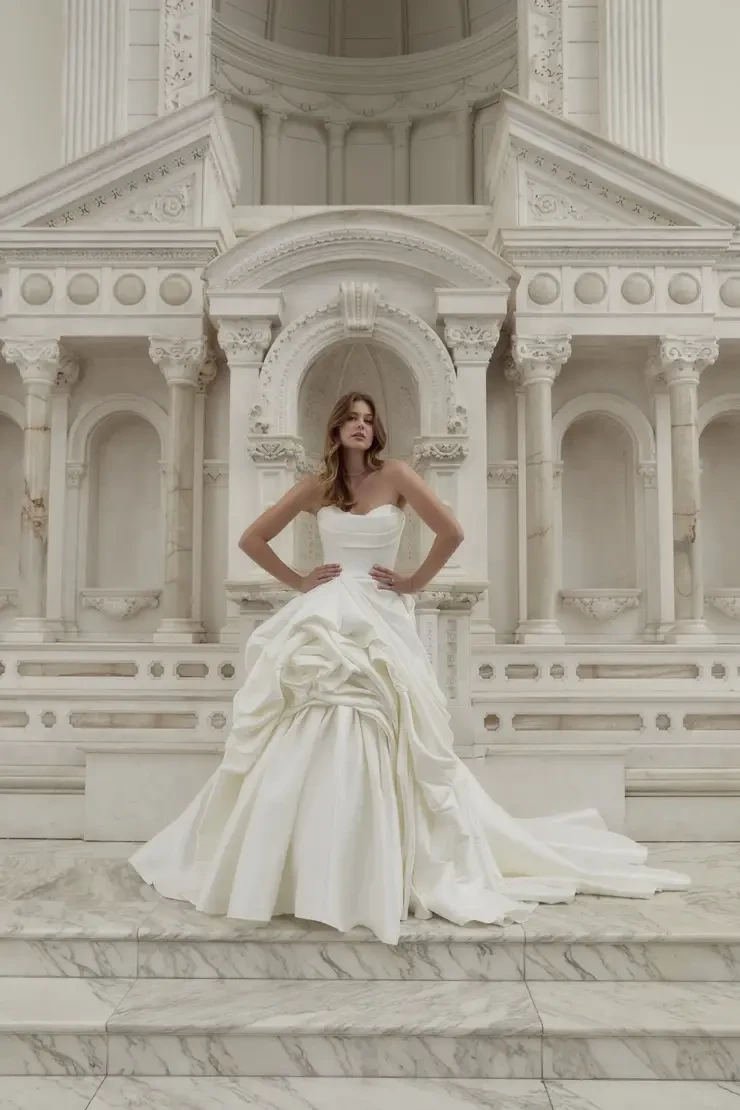 Photo of the gown by Casablanca