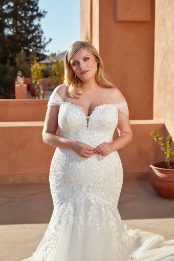 Eddy K Curvy Style #UR130 #5 Ivory/Ivory thumbnail