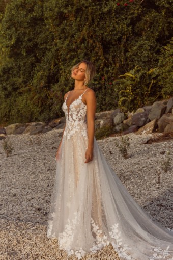 Madi Lane Jenica Style #ML22671 #20 Ivory/Mocha thumbnail