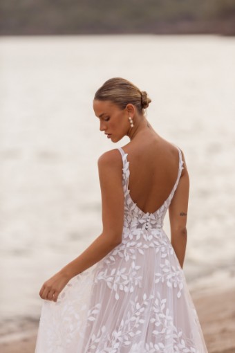 Madi Lane Jaya Style #ML22688 #19 Ivory/Mocha thumbnail