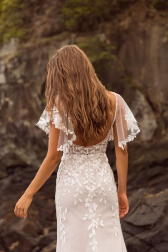 Madi Lane Jenna Style #ML22708 #11 Ivory/Mocha thumbnail