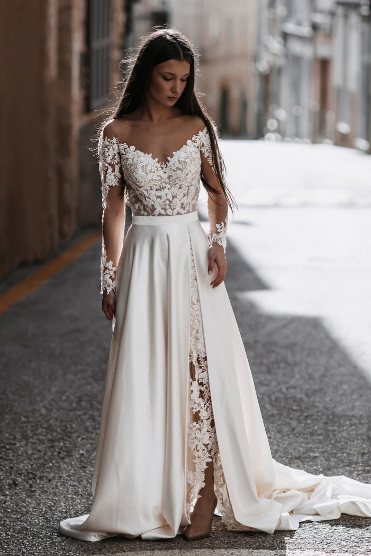Allure Bridals Style #E163 Hedda Default Thumbnail Image
