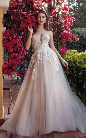 Eddy K Italia Christina Style #EK1652 #0 default Ivory/Ivory/Skin thumbnail
