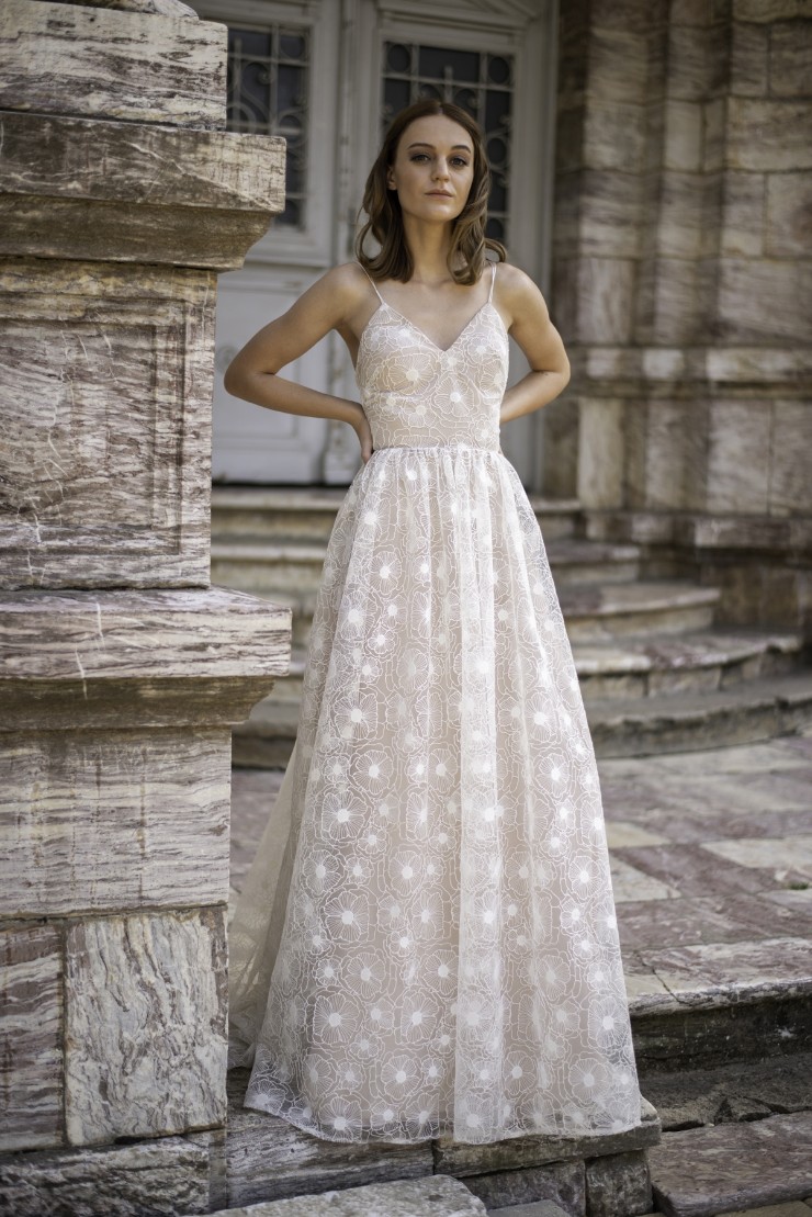Monsolo Couture Theia Default Thumbnail Image