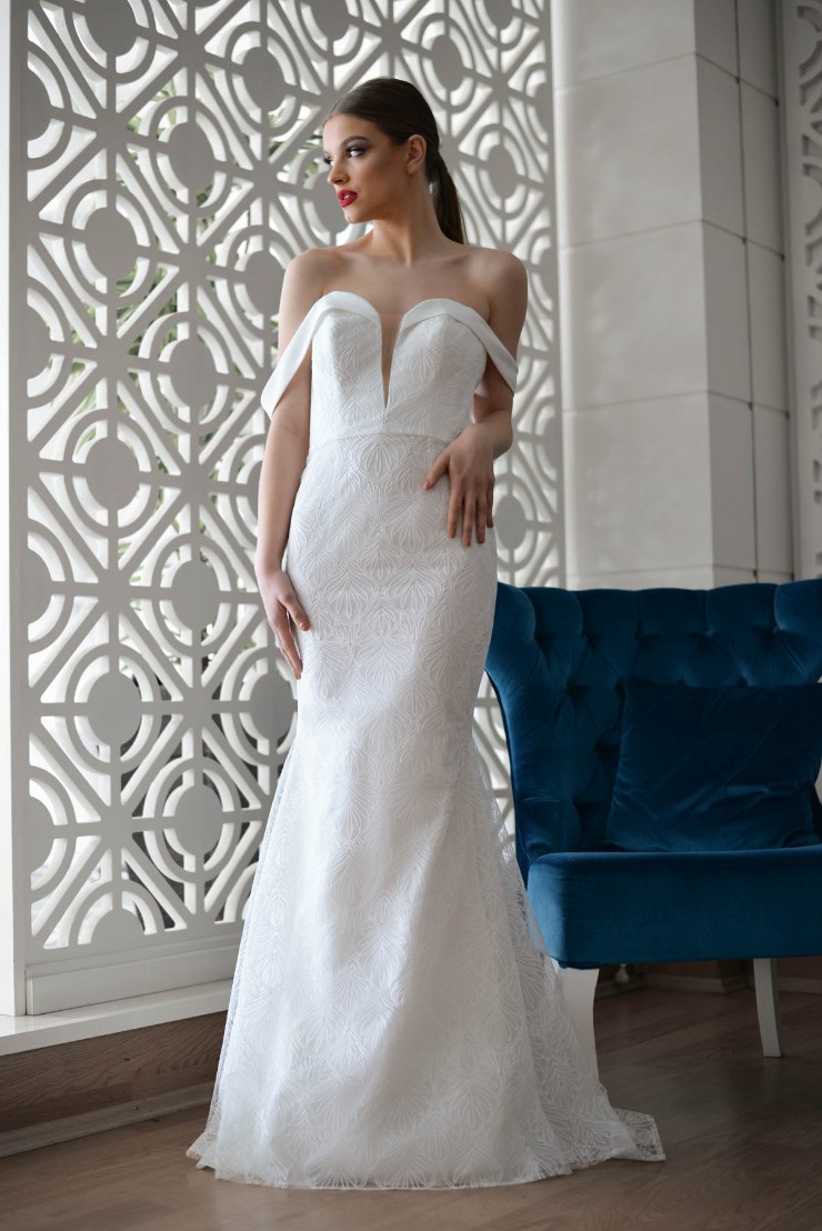 Monsolo Couture Luscious Default Thumbnail Image