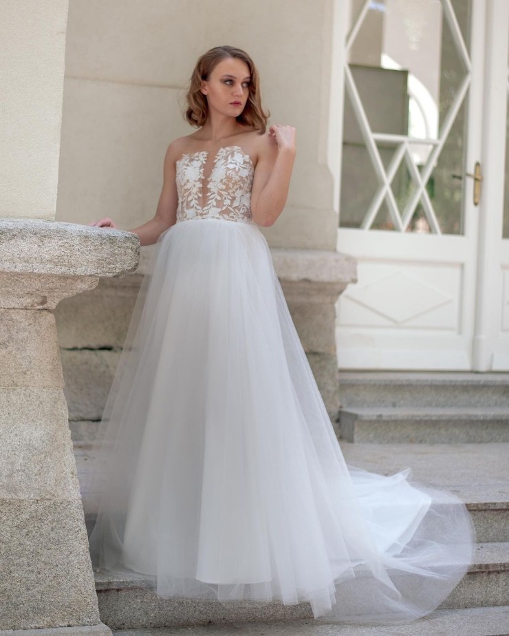Monsolo Couture Alice Default Thumbnail Image