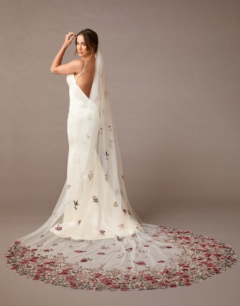 Envouge V2576RC Season's Veil Style #V2576RC Season's Veil #2 default Ivory thumbnail