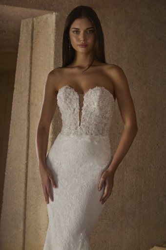 Casablanca Bridal Gwendolyn Style #2609 #8 Ivory/Nude/Ivory thumbnail