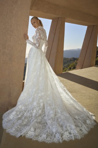 Casablanca Bridal Geneva Style #2621 #15 Black thumbnail