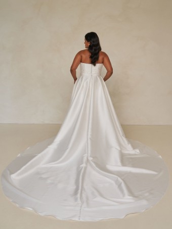 Madi Lane Woodrow Style #ML25656 #2 Ivory thumbnail