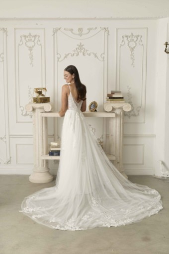 Serene Caleb Style #SR2529 #8 Ivory/Cinnamon thumbnail