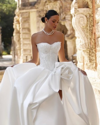 Oksana Mukha Ornella Style #Ornella #0 default Ivory thumbnail